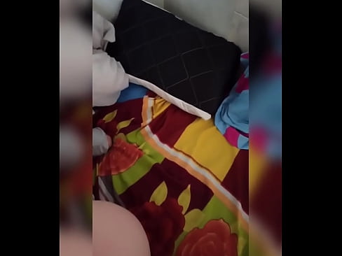 ❤️ Myn keamergenoat bliuwt allinnich thús want har man giet op fakânsje en ik nim de kâns oan om har te neuken en har kont fol mei molke ️❌ Moaie porno op fy.wassell.ru ️❤